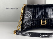 DOWNTOWN SHOULDER BAG 29 IN BLACK CROCODILE EMBOSSED CALFSKIN GOLD HARDWARE