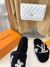 LV WOMEN'S PASEO FLAT SLIPPER IN BLACK FLEECE WITH WHITE LOGO