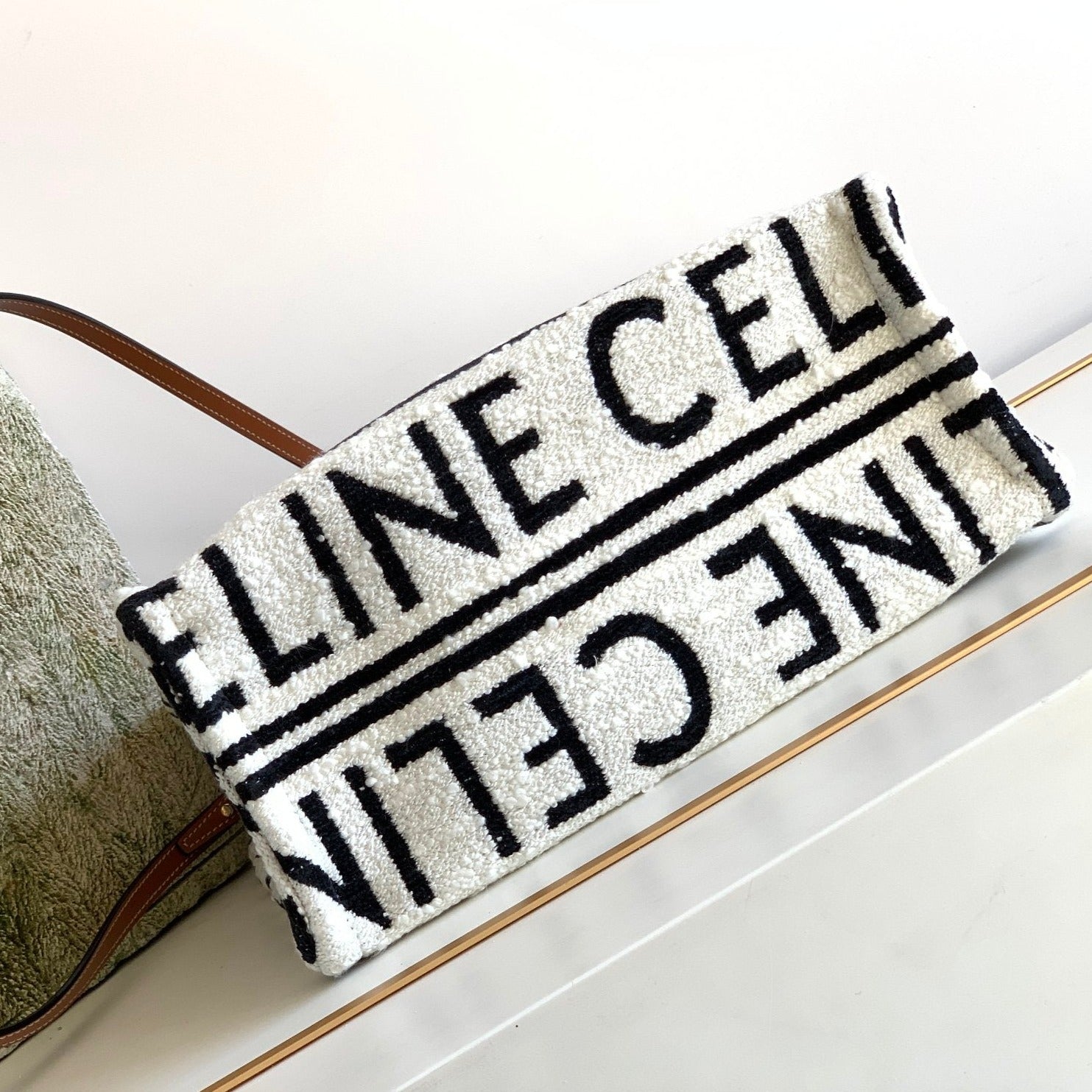 TRIOMPHE 26 FABRIC WHITE BLACK