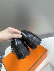 HM 25S LOAFER IN BLACK LAMBSKIN WITH SILVER HARDWARE