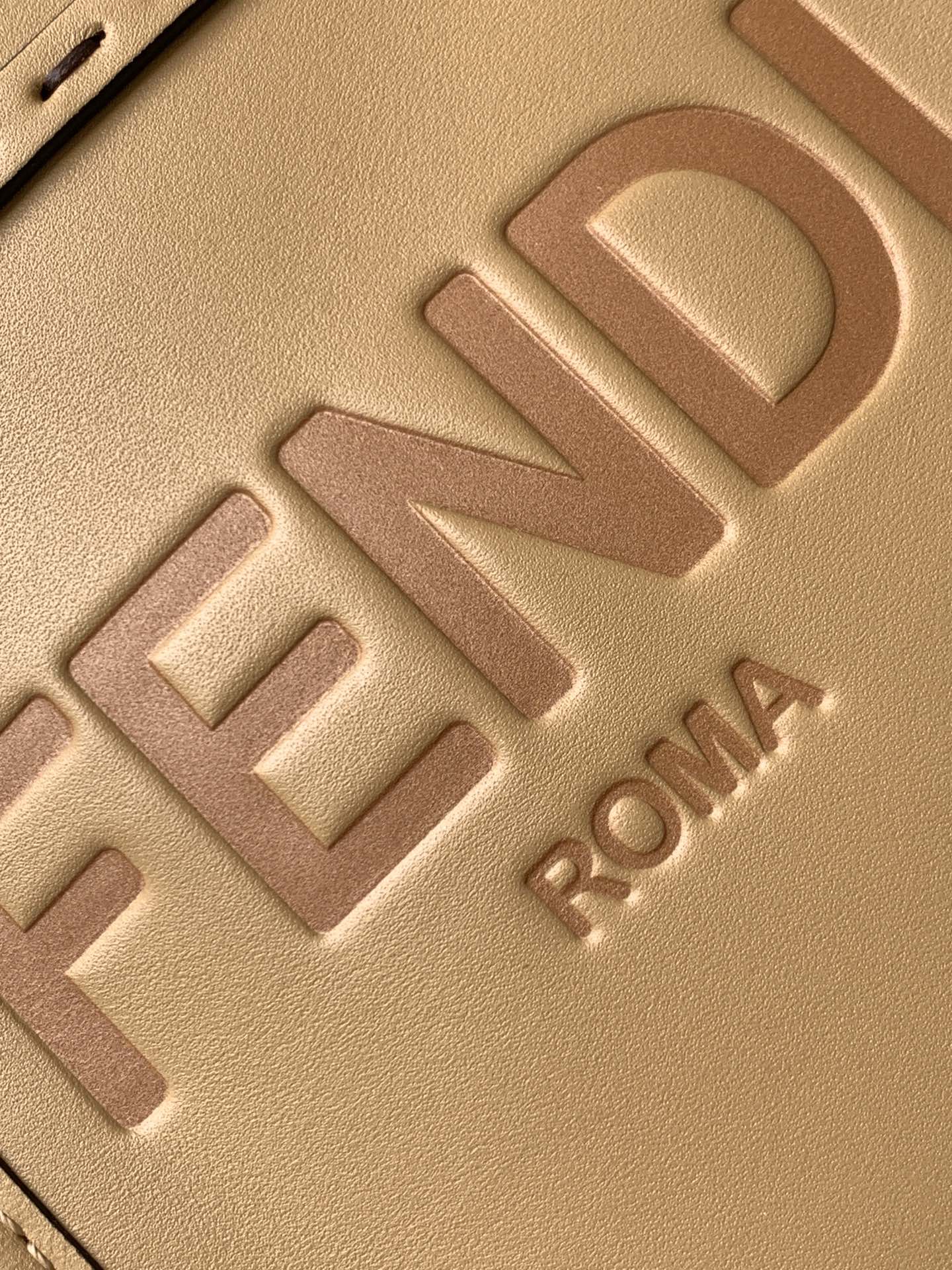 Fend Mini Sunshine Shopper Bag 18 Beige Leather