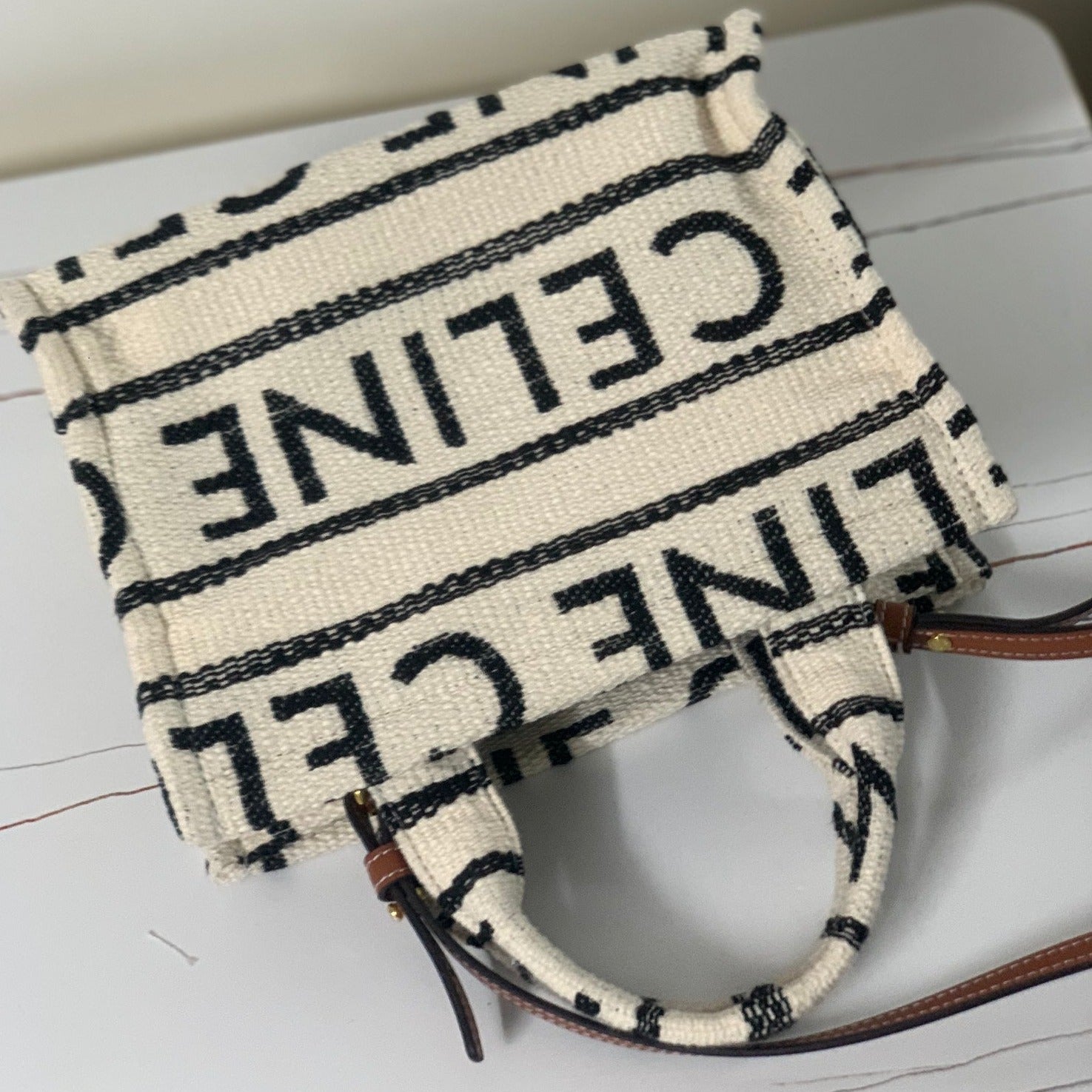 TRIOMPHE 29 FABRIC WHITE BLACK