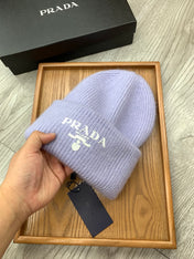 BEANIE HAT IN PASTEL PURPLE WOOL 108749