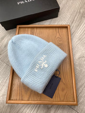 BEANIE HAT IN LIGHT BLUE WOOL 108744