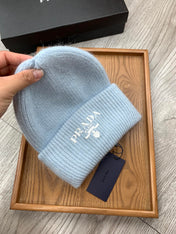 BEANIE HAT IN LIGHT BLUE WOOL 108744