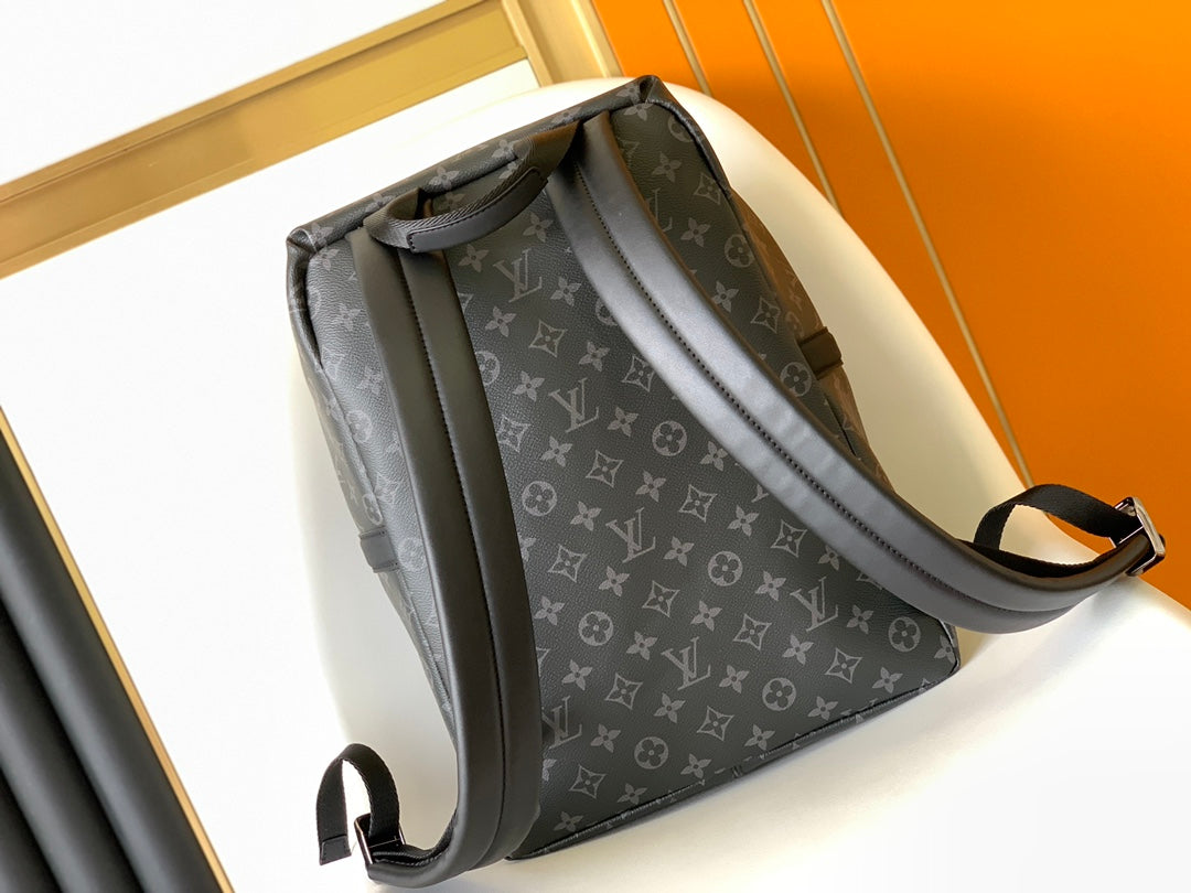 DISCOVERY PM BACKPACK 40 IN BLACK MONOGRAM ECLIPSE CANVAS AND CALFSKIN