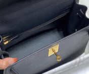KELLY 28CM IN NOIR EPSOM CALFSKIN GOLD HARDWARE