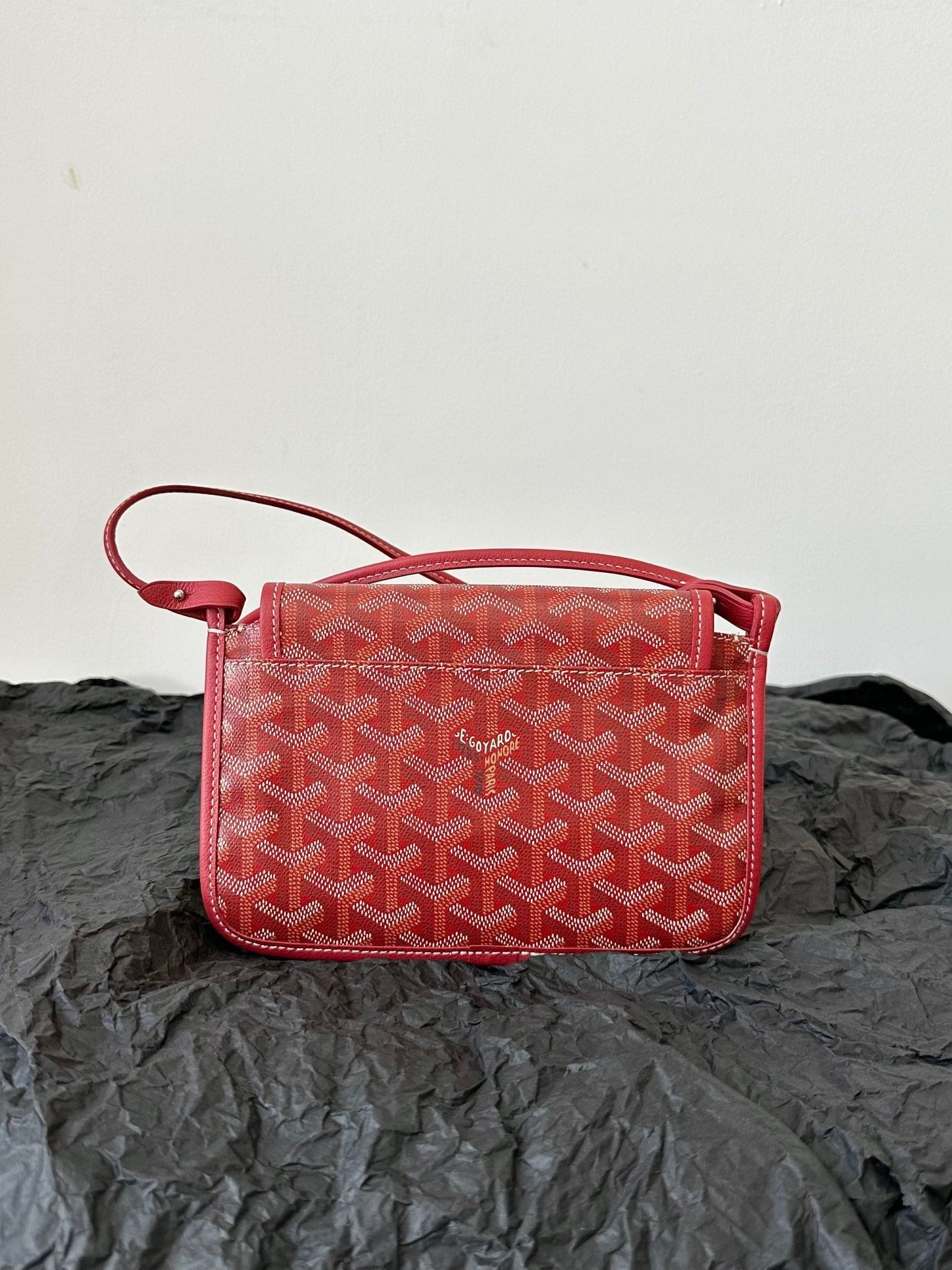 PLUMET POCKET WALLET 20 IN CLASSIC RED GOYARDINE CANVAS AND LAMBSKIN TRIM