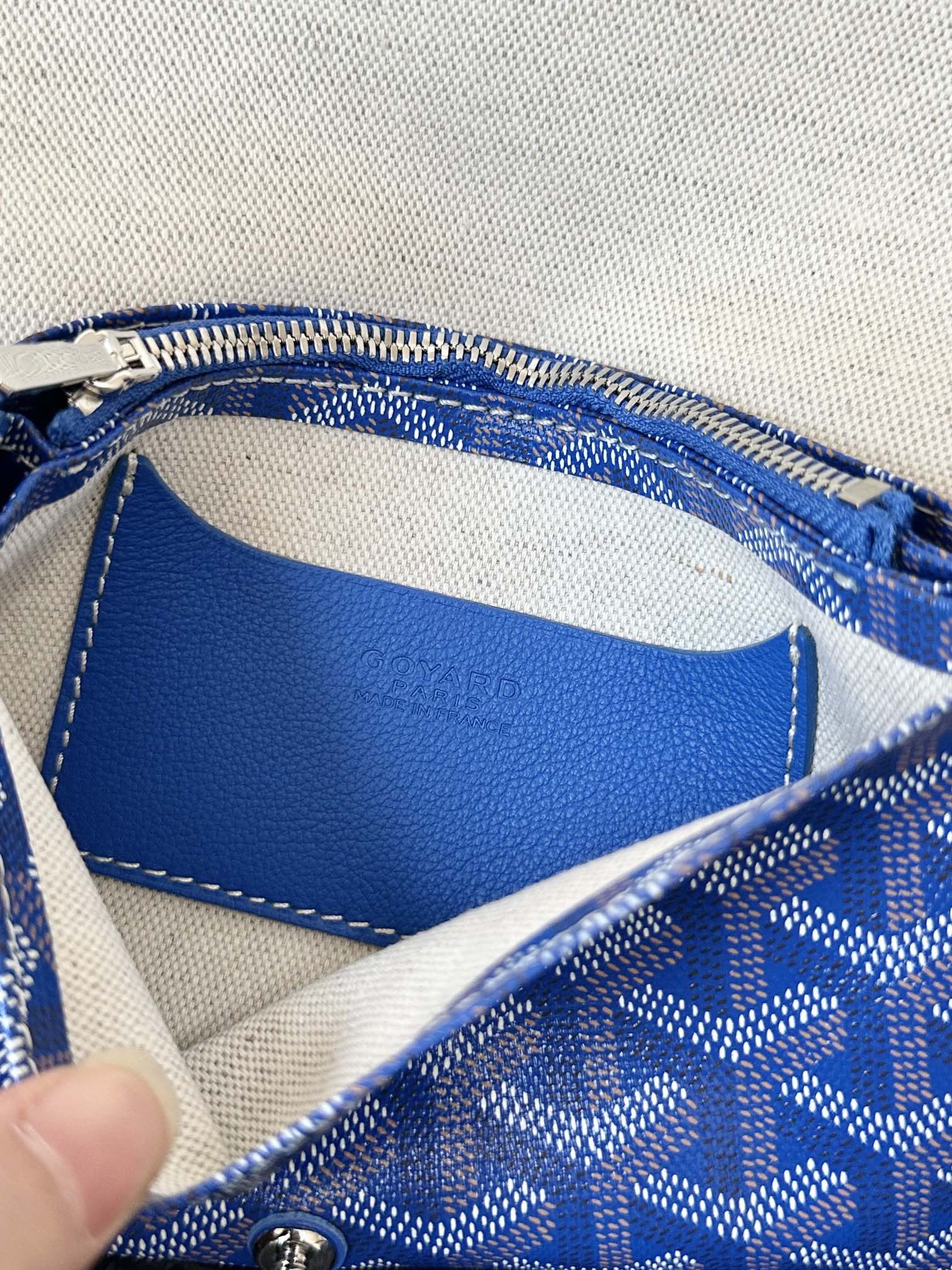 PLUMET POCKET WALLET 20 IN SAPPHIRE BLUE GOYARDINE CANVAS AND LAMBSKIN TRIM