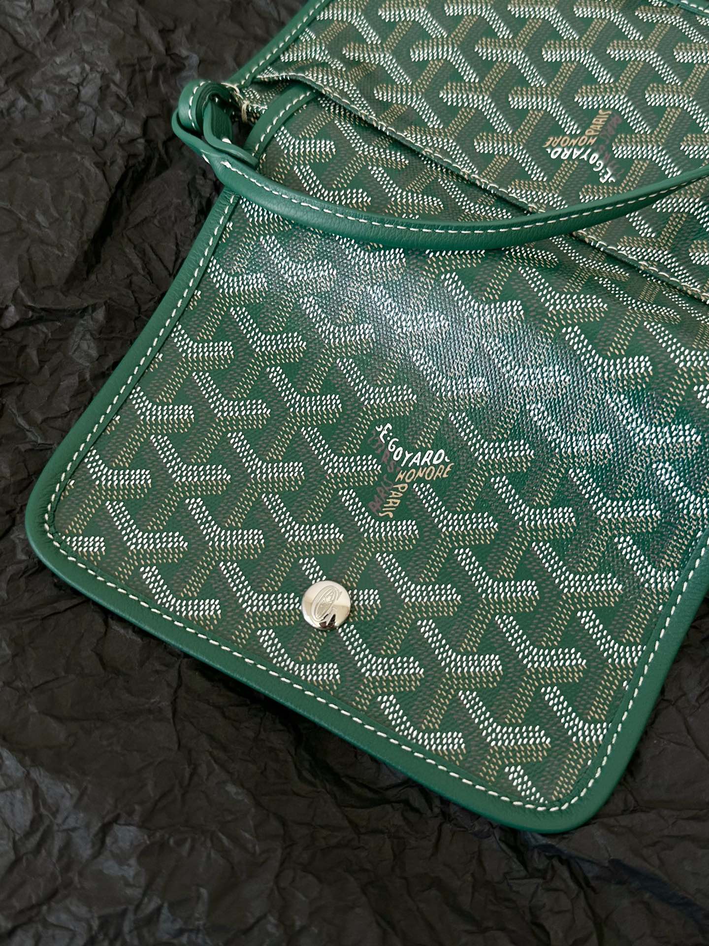 PLUMET POCKET WALLET 20 IN GREEN GOYARDINE CANVAS AND LAMBSKIN TRIM