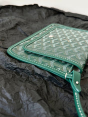 PLUMET POCKET WALLET 20 IN GREEN GOYARDINE CANVAS AND LAMBSKIN TRIM