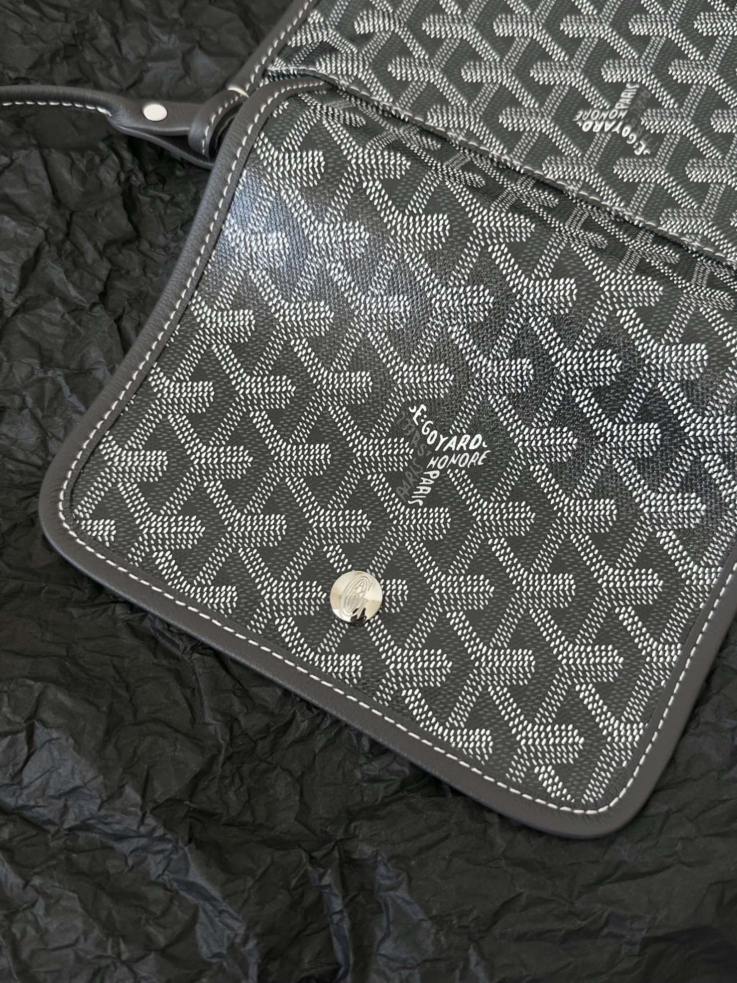 PLUMET POCKET WALLET 20 IN GREY BLACK GOYARDINE CANVAS AND LAMBSKIN TRIM