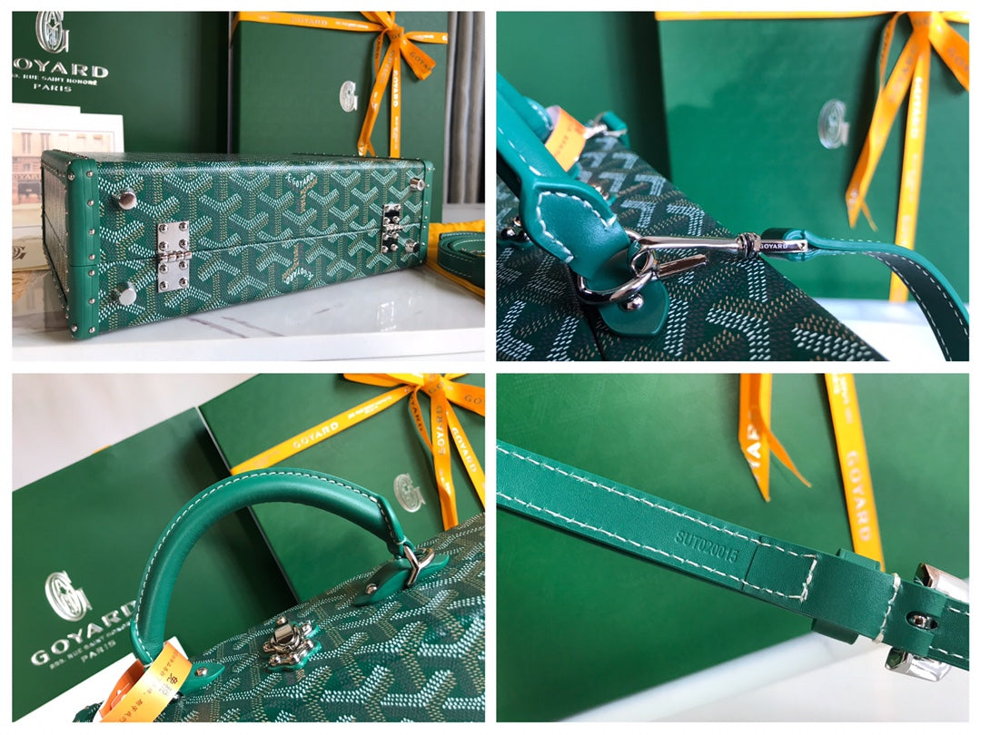 GRAND HÔTEL TRUNK BAG 24 IN GREEN GOYARDINE CANVAS AND CALFSKIN
