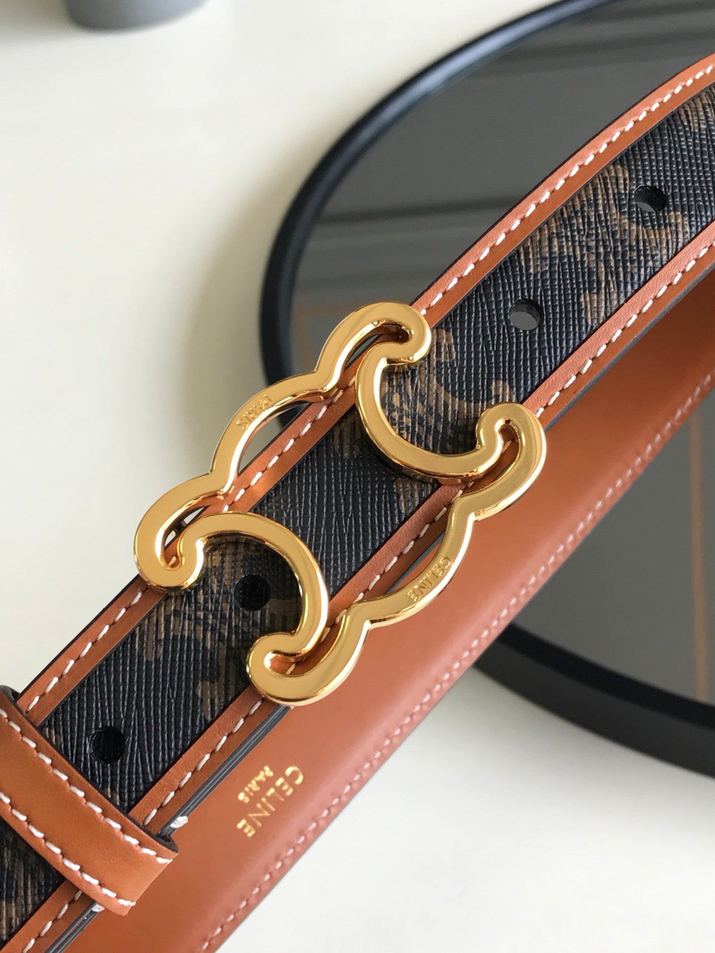 CELINE 25S BELT TRIOMPHE 25MM IN BROWN CALFSKIN AND CANVAS 559678