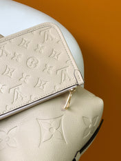 CARRYALL PM 29 WHITE MONOGRAM GRAINED COWHIDE LEATHER