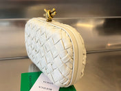 KNOT 19 IN WHITE LAMBSKIN