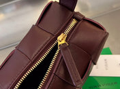 BRICK CASSETTE 28 IN WINE RED CALFSKIN