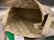 MEDIUM 28 CASSETTE BEIGE LAMBSKIN