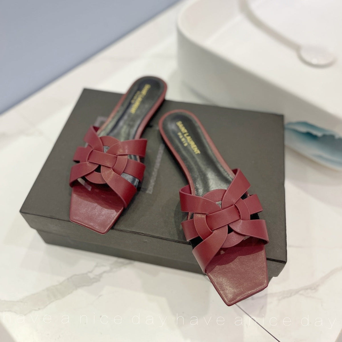 SL TRIBUTE SLIPPERS BERRY CALFSKIN