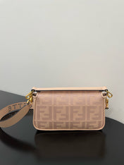 FENDI 26 BAGUETTE LIGHT PINK NAPPA LEATHER BAG WITH GOLD HARDWARE