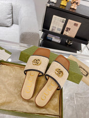 GG EXCLUSIVE SLIDE SANDAL CARAMEL AND CREAM SEDGE