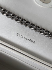 CRUSH CHAINED BAG 22 IN WHITE QUILTED CRUSHED CALFSKIN SILVER HARDWARE