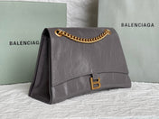 CRUSH MEDIUM CHAIN BAG 31 IN SUVA GRAY CRUSHED CALFSKIN GOLD HARDWARE
