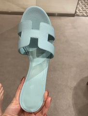 0asis Sandal Epsom Calfskin Tiffa