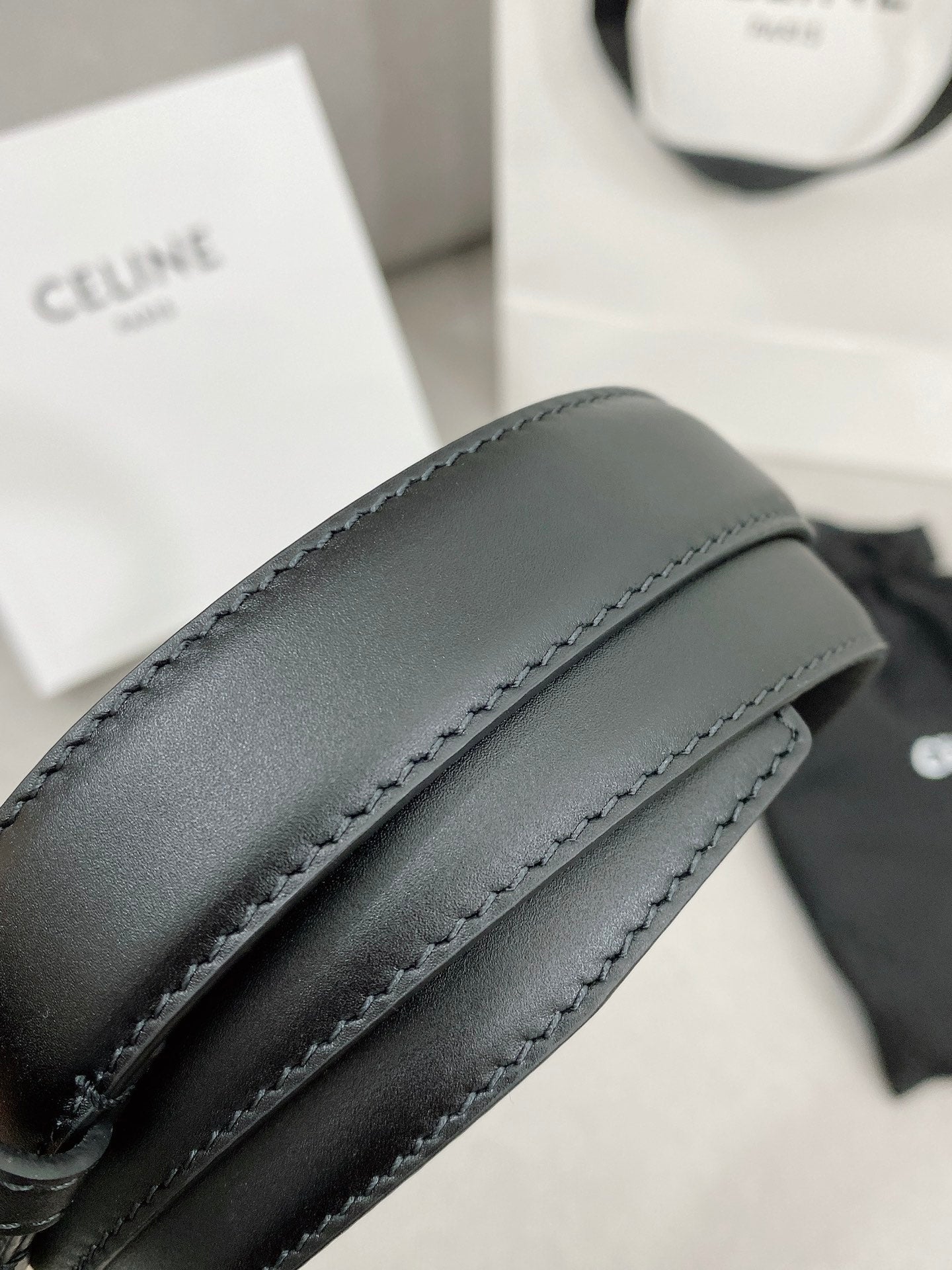 CELINE 25S TRIOMPHE BELT 25MM IN BLACK CALFSKIN SILVER HARDWARE 580680