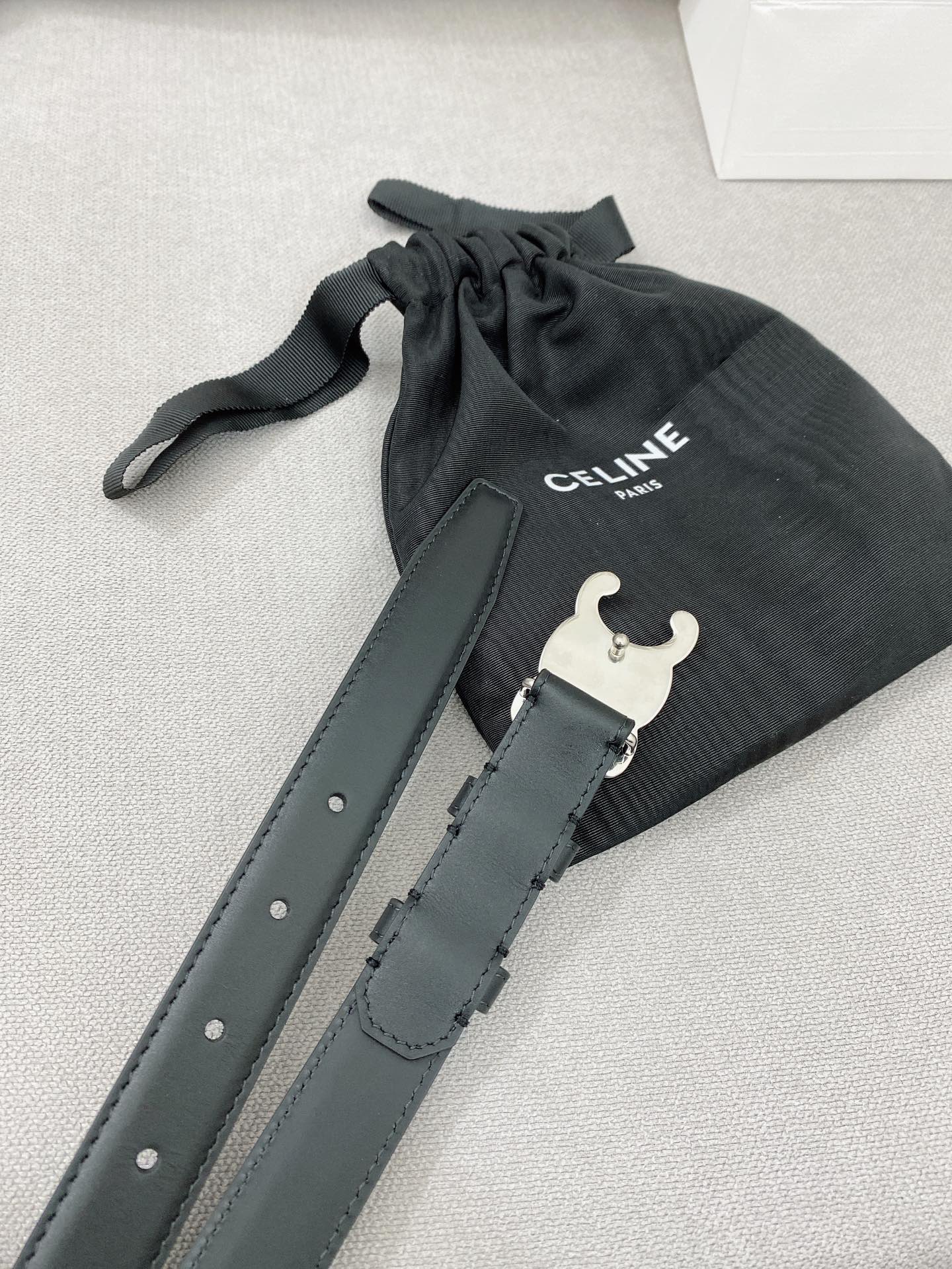 CELINE 25S TRIOMPHE BELT 25MM IN BLACK CALFSKIN SILVER HARDWARE 580680