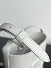 CUIR TRIPHOME 19 WHITE SMOOTH CALFSKIN BUCKET BAG