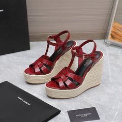 SL TRIBUTE WEDGE SANDALS BERRY POLISHED CALFSKIN