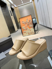 WEDGE SANDALS IN BEIGE SOFT LAMBSKIN