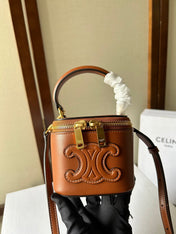 MINI VANITY CASE CUIR TRIOMPHE 9 IN BRONZE BROWN SMOOTH CALFSKIN