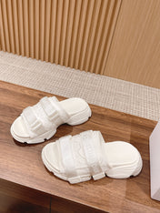 DIOR PLATFORM SLIDES 25S 30 MM IN CREAM WHITE FABRIC AND CALFSKIN