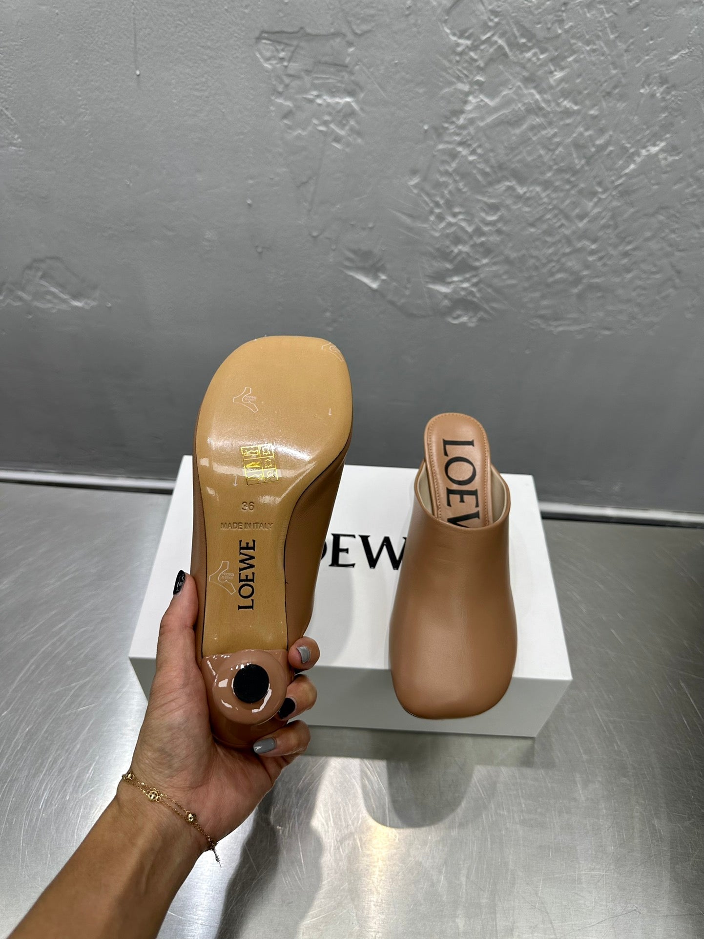 LW TOY MULE 55 TAWNY CALFSKIN