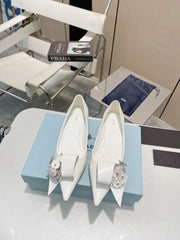 BALLET FLATS POINTED TOE IN WHITE SHINY CALFSKIN ATTACHED FLOWERS