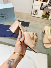 PRA FLOWER BLOCK HEELS 75 BEIGE CALFSKIN