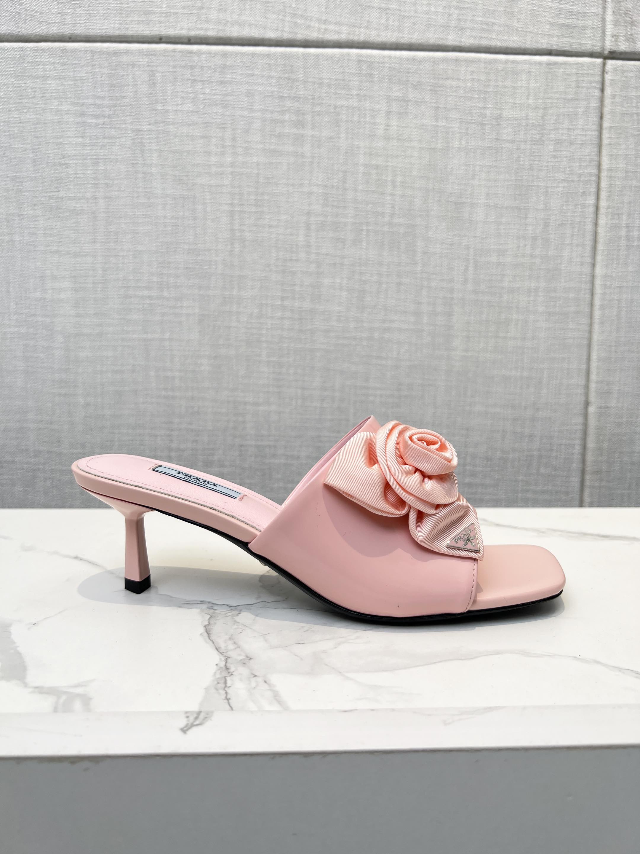 PRA FLOWER POINTED HEELS 55 LIGHT PINK CALFSKIN