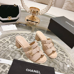 Double C  Xiaoxiang Chain Fabric Head Chunky High Heel Cream Lambskin