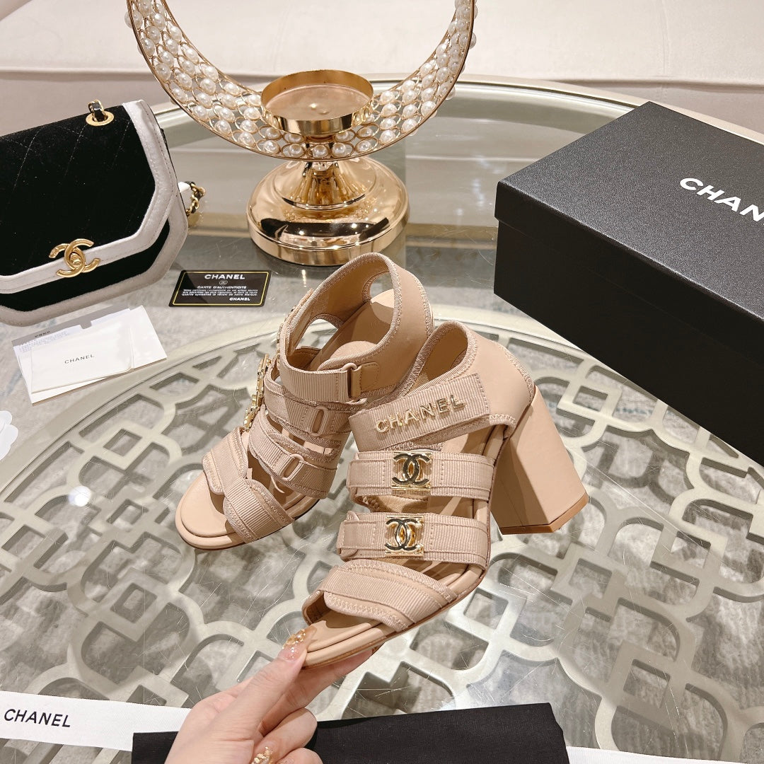 Double C  Xiaoxiang Chain Fabric Head Chunky Heel Sandals Cream Lambskin