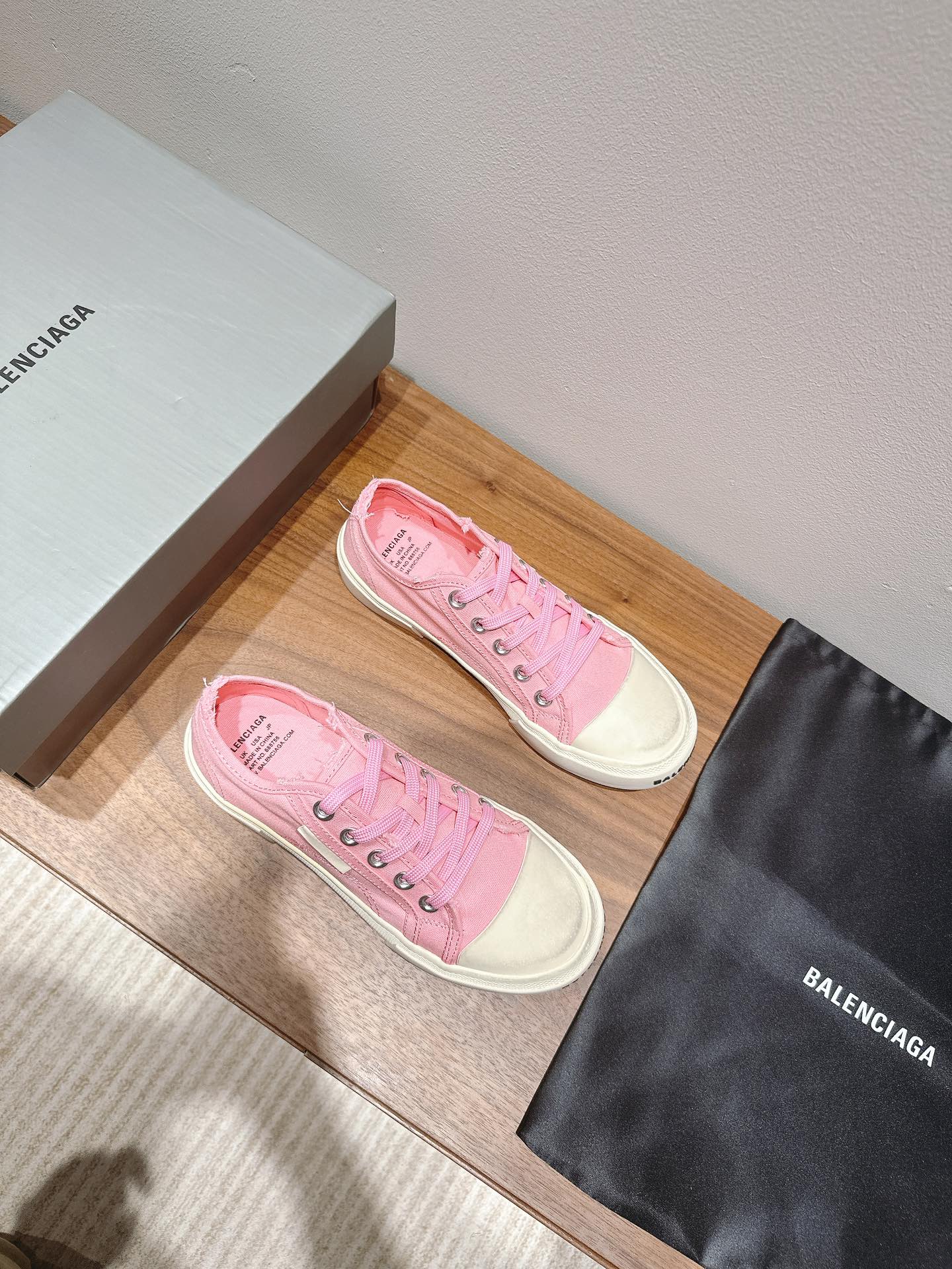 BALENCIAGA 25S SNEAKER IN PINK CANVAS