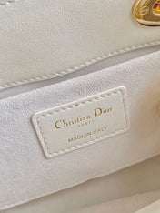 MINI LADY 19 IN WHITE LAMBSKIN