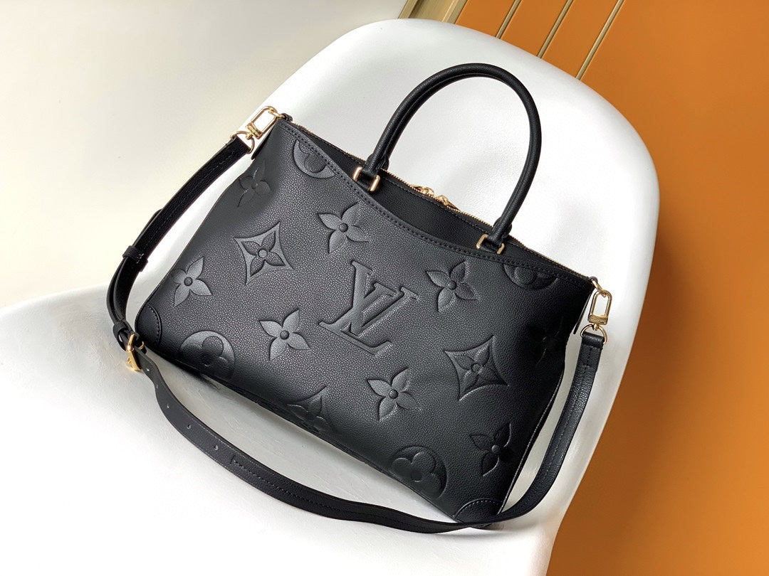 LV 25S TRIANON MM BAG 36 IN BLACK CALFSKIN GOLD HARDWARE