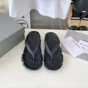 THONG SANDALS IN BLACK RUBBER
