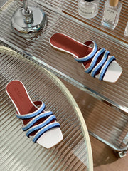 LP SPRIGHTLY CHARMS FLAT SANDAL SKY CALFSKIN