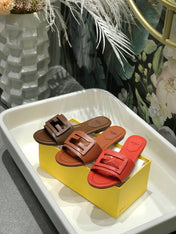 FENDI BAGUETTE SLIDES IN CINNAMON BROWN LAMBSKIN