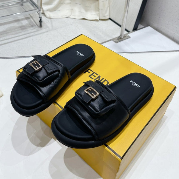 FENDI BAGUETTE SLIPPERS IN BLACK LAMBSKIN WITH GOLD HARDWARE