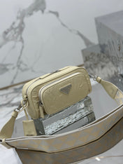 CAMERA BAG 23 IN CREAM WRINKLED LAMBSKIN