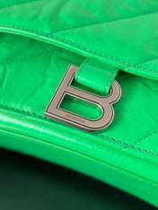 CRUSH CHAINED BAG 32 IN GREEN QUILTED CRUSHED CALFSKIN SILVER HARDWARE